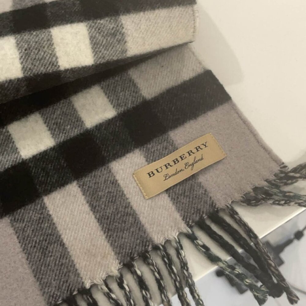 Large Cashmere Burberry Scarf